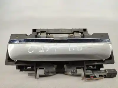 Автозапчасти б/у задняя правая наружная ручка за audi a8 (4e) 4.0 tdi quattro ссылки oem iam 