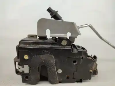 Автозапчастина б/у замок передніх дверей лівий для audi a8 (4e) 4.0 tdi quattro посилання на oem iam 4e1837015  