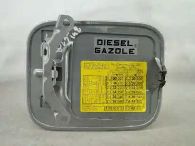 Автозапчасти б/у наружная крышка топлива за audi a4 avant (8d5, b5) 113 m/380 gasóleo 1998 5p ссылки oem iam 8d0010139d  