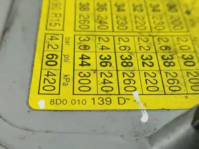 Автозапчасти б/у наружная крышка топлива за audi a4 avant (8d5, b5) 113 m/380 gasóleo 1998 5p ссылки oem iam 8d0010139d  