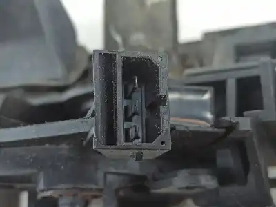 Автозапчастина б/у замок багажника / ворот для audi a6 avant (4b5) 2.5 tdi посилання на oem iam 8d9827565h  