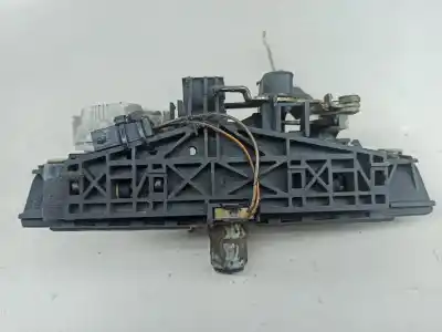 Автозапчастина б/у замок багажника / ворот для audi a6 avant (4b5) 2.5 tdi посилання на oem iam 8d9827565h  