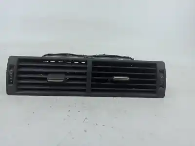 Автозапчасти б/у аэрационная решетка за AUDI A4 B6 (8E2) 1.9 TDI ссылки OEM IAM 4138201  