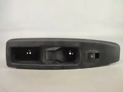 Peça sobressalente para automóvel em segunda mão botão / interruptor elevador vidro dianteiro direito por fiat doblo cargo (263_) 1.3 d multijet referências oem iam 735484916