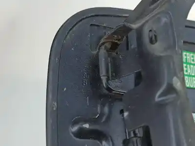 Pièce détachée automobile d'occasion bouchon de carburant extérieur pour audi a4 b5 (8d2) 1.8 t références oem iam 8d5809905  