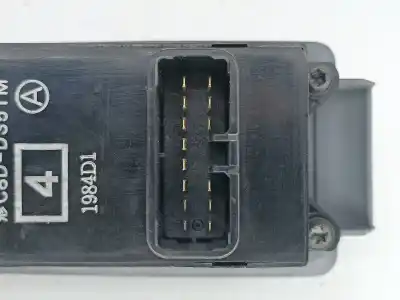 Автозапчастина б/у передні вікний вмикач для mitsubishi colt vi (z3_a, z2_a) 1.1 (z31a z32a) посилання на oem iam mr587477  