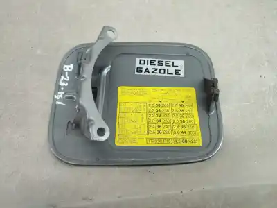 Автозапчасти б/у наружная крышка топлива за audi a4 avant (8d5, b5) 113 m/380 gasóleo 1998 5p ссылки oem iam 8d0100139d  