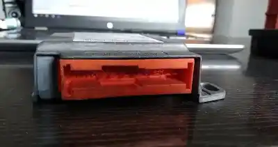 İkinci el araba yedek parçası HAVA YASTIGI KONTROL ÜNITESI için RENAULT MEGANE I COUPÉ (DA0/1_)  OEM IAM referansları 550629400  