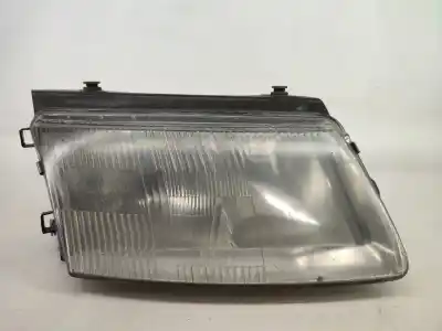 Second-hand car spare part right headlight for volkswagen passat variant (3b5) 1.9 tdi oem iam references 14742600
