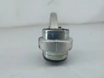 Pezzo di ricambio per auto di seconda mano braccio sospensione inferiore anteriore destro per audi a4 b5 avant (8d5) 1.9 tdi riferimenti oem iam   