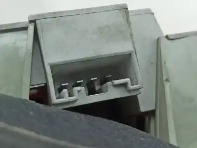 Second-hand car spare part front right headlight for bmw 3 touring (e46) 320 d oem iam references 63218368760  