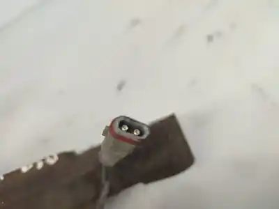 Pièce détachée automobile d'occasion moyeu de roue avant droite pour opel astra h classic hatchback (a04) 1.4 (l48) références oem iam 13156048  