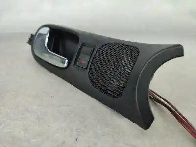 Автозапчасти б/у левая передняя внутренняя ручка за audi a4 b5 avant (8d5) 2.5 tdi ссылки oem iam 8d1837019  