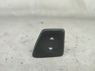 Автозапчасти б/у ВЫКЛЮЧАТЕЛЬ ПЕРЕДНЕГО ПРАВОГО ОКНА за FIAT 500 (312_)  ссылки OEM IAM 00E30500  