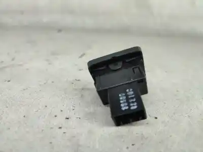 Second-hand car spare part left front power window switch for fiat 500 (312_) 1.2 (312axa1a) oem iam references 3050c 02210c  