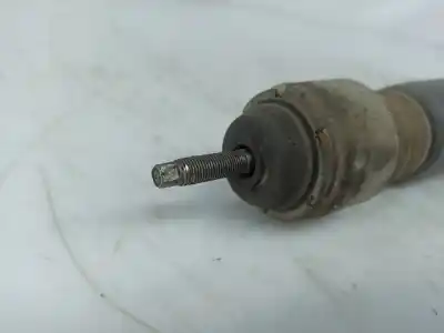 Автозапчасти б/у правый задний амортизатор за renault clio ii (bb0/1/2_, cb0/1/2_) 1.2 16v (bb05. bb0w. bb11. bb27. bb2t. bb2u. bb2v. cb05.... gasolina 2002 5p ссылки oem iam   