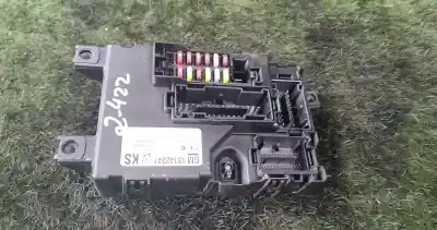 Peça sobressalente para automóvel em segunda mão caixa de fusíveis e relés por opel corsa d (s07) 1.3 cdti (l08 l68) referências oem iam 13142241