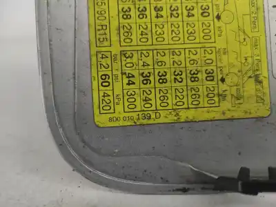 Автозапчасти б/у наружная крышка топлива за audi a4 b5 (8d2) 1.9 tdi ссылки oem iam 8d0010139d  