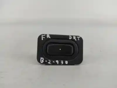 Second-hand car spare part right front power window switch for opel corsa c (x01) 1.2 (f08 f68) oem iam references 