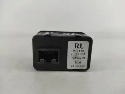 Second-hand car spare part left front power window switch for opel corsa c (x01) 1.2 (f08 f68) oem iam references 13363202  