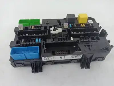 Peça sobressalente para automóvel em segunda mão caixa de fusíveis e relés por opel astra h gtc (a04) 1.7 cdti (l08) referências oem iam 13222173