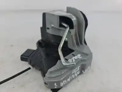 Автозапчастина б/у замок заднього правого дверя для hyundai i20 ii (gb, ib) 1.1 crdi посилання на oem iam 81420c8020  