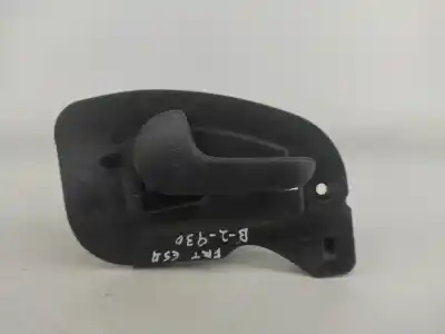 Second-hand car spare part interior left front handle for opel corsa c (x01) 1.2 (f08 f68) oem iam references 13104263g