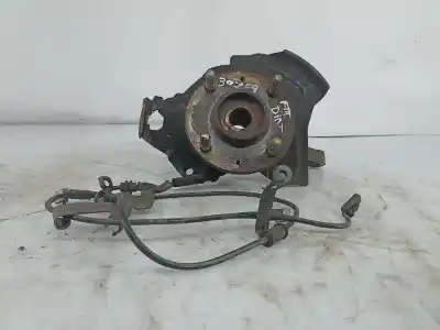 Second-hand car spare part front right knuckle for kia cerato (ld) 1.5 crdi oem iam references 