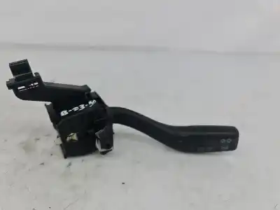 Peça sobressalente para automóvel em segunda mão comutador de piscas  por audi a3 sportback (8pa) 1.9 tdi referências oem iam 8p0953513a
