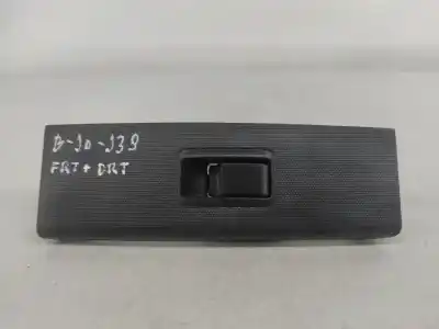 Second-hand car spare part right front power window switch for toyota corolla verso (e12) 1.8 linea sol oem iam references 742310f030