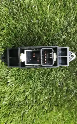 Second-hand car spare part right front power window switch for mitsubishi outlander ii (cw_w) 2.2 di-d 4wd oem iam references mr587944  