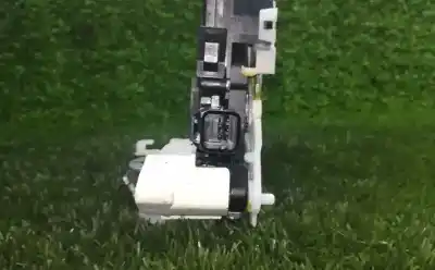 Автозапчасти б/у замок задней правой двери за mitsubishi outlander ii (cw_w) 2.2 di-d 4wd ссылки oem iam   