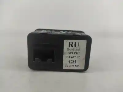 Second-hand car spare part left front power window switch for opel corsa c (x01) 1.3 cdti (f08 f68) oem iam references 13363202  