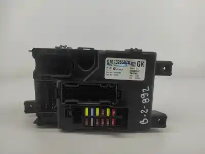 Pezzo di ricambio per auto di seconda mano scatola relè/fusibili per opel corsa d (s07) 1.2 (l08 l68) riferimenti oem iam 13265078
