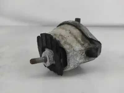 Second-hand car spare part engine support for bmw 5 touring (e61) 520 d oem iam references   