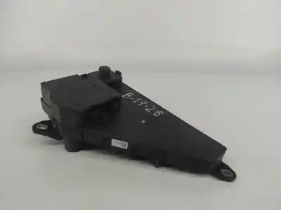 Second-hand car spare part fuse box unit for bmw 5 touring (e61) 520 d oem iam references 690661805  