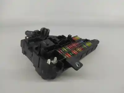 Second-hand car spare part fuse box unit for bmw 5 touring (e61) 520 d oem iam references 690661805  