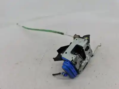 Автозапчастина б/у замок дверей заднього лівого для audi a3 (8l1) 122 (bj10_) gasolina 2000 5p посилання на oem iam 8d0839015a  