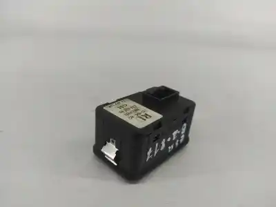 Автозапчасти б/у выключатель левого переднего окна за opel corsa c (x01) 1.2 (f08, f68) ссылки oem iam 13363202  