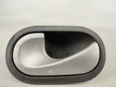 Автозапчастина б/у ліва передня внутрішня ручка для renault twingo ii (cn0_) 1.5 dci (cn0e) посилання на oem iam 8200028487