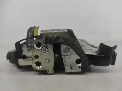 Second-hand car spare part left front door lock for lexus is ii (_xe2_) 220 d (ale20) oem iam references 10pinos