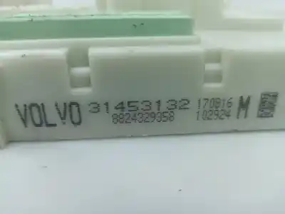 Second-hand car spare part fuse box unit for volvo v40 hatchback (525) d2 oem iam references 31453132  