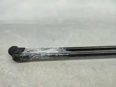 Second-hand car spare part tailgate gas strut for audi a4 b5 avant (8d5) 1.9 tdi oem iam references 8d9827552  
