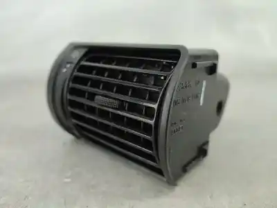 Pièce détachée automobile d'occasion grille d'aération pour audi a4 b5 avant (8d5) 1.9 tdi références oem iam 8d1820901  
