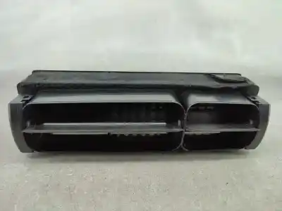 Автозапчасти б/у аэрационная решетка за audi a4 b5 avant (8d5) 1.9 tdi ссылки oem iam 8d0820951  