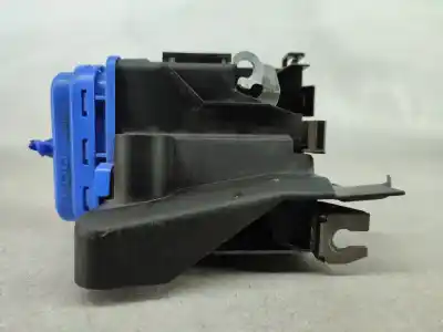 Автозапчасти б/у замок задней левой двери за audi a4 b5 avant (8d5) 1.9 tdi ссылки oem iam 8d0839015a  