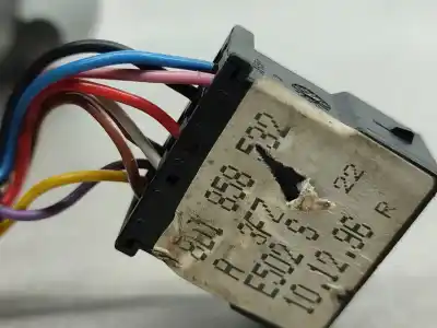 Pezzo di ricambio per auto di seconda mano retrovisore destro per audi a4 b5 avant (8d5) 1.9 tdi riferimenti oem iam 8pinos   Pezzo di ricambio per auto di seconda mano retrovisore destro per audi a4 b5 avant (8d5) 1.9 tdi riferimenti oem iam 8pinos