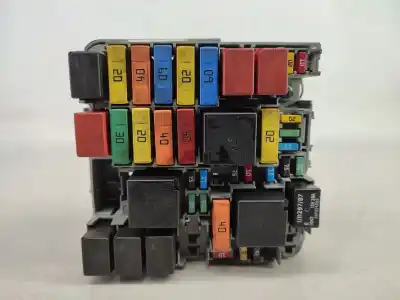 Peça sobressalente para automóvel em segunda mão caixa de fusíveis e relés por fiat doblo cargo (263_) 1.3 d multijet referências oem iam 51867698