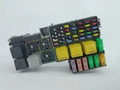 İkinci el araba yedek parçası röle/sigorta kutusu için opel corsa c 1.3 16v cdti cat (z 13 dt / ln9) oem iam referansları 13142780