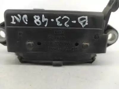 Автозапчастина б/у завнішня ручка задня права для audi a4 b5 (8d2) 1.8 t посилання на oem iam 4a0839206  